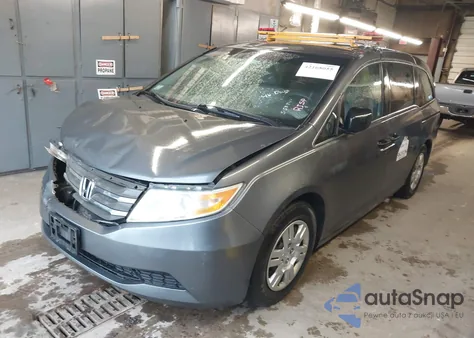 2011 Honda Odyssey Lx из США, поврежденный, VIN 5FNRL5H2XBB075570